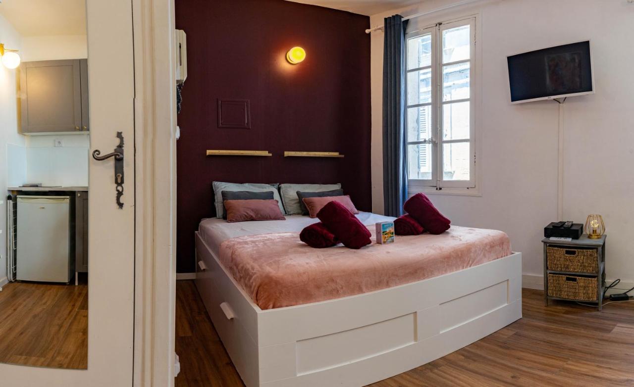 Aux Demoiselles D'Avignon Apartment Exterior photo